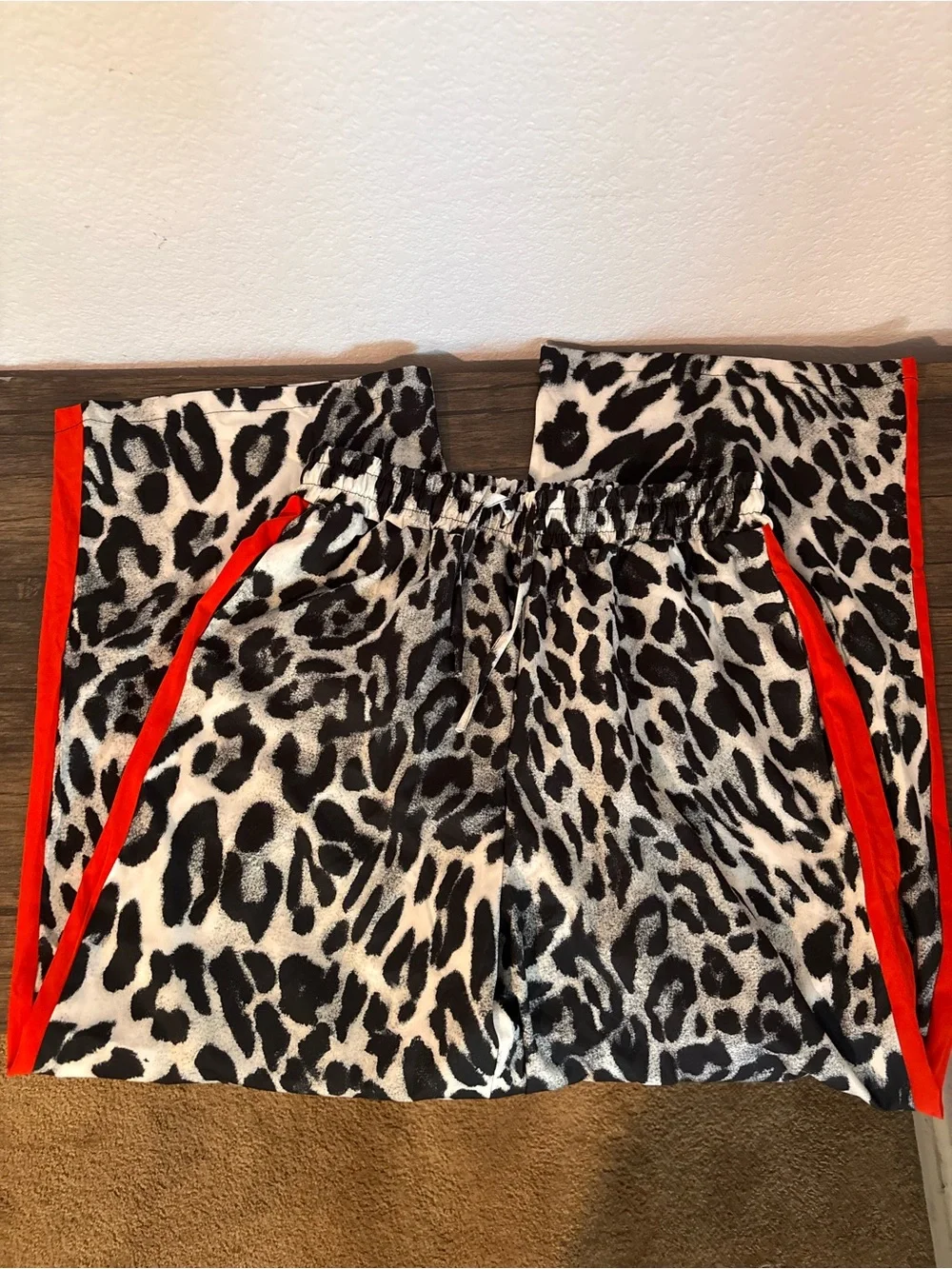 Pants size medium - Picture 1 of 3